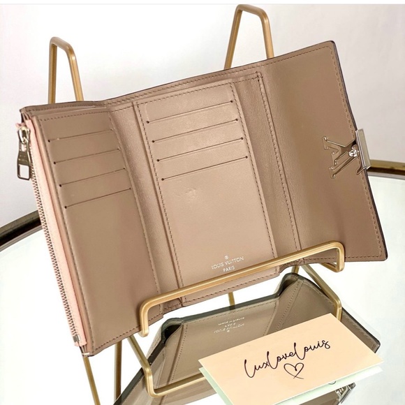 Capucines Compact Wallet Color Magnolia - Picture 4 of 6